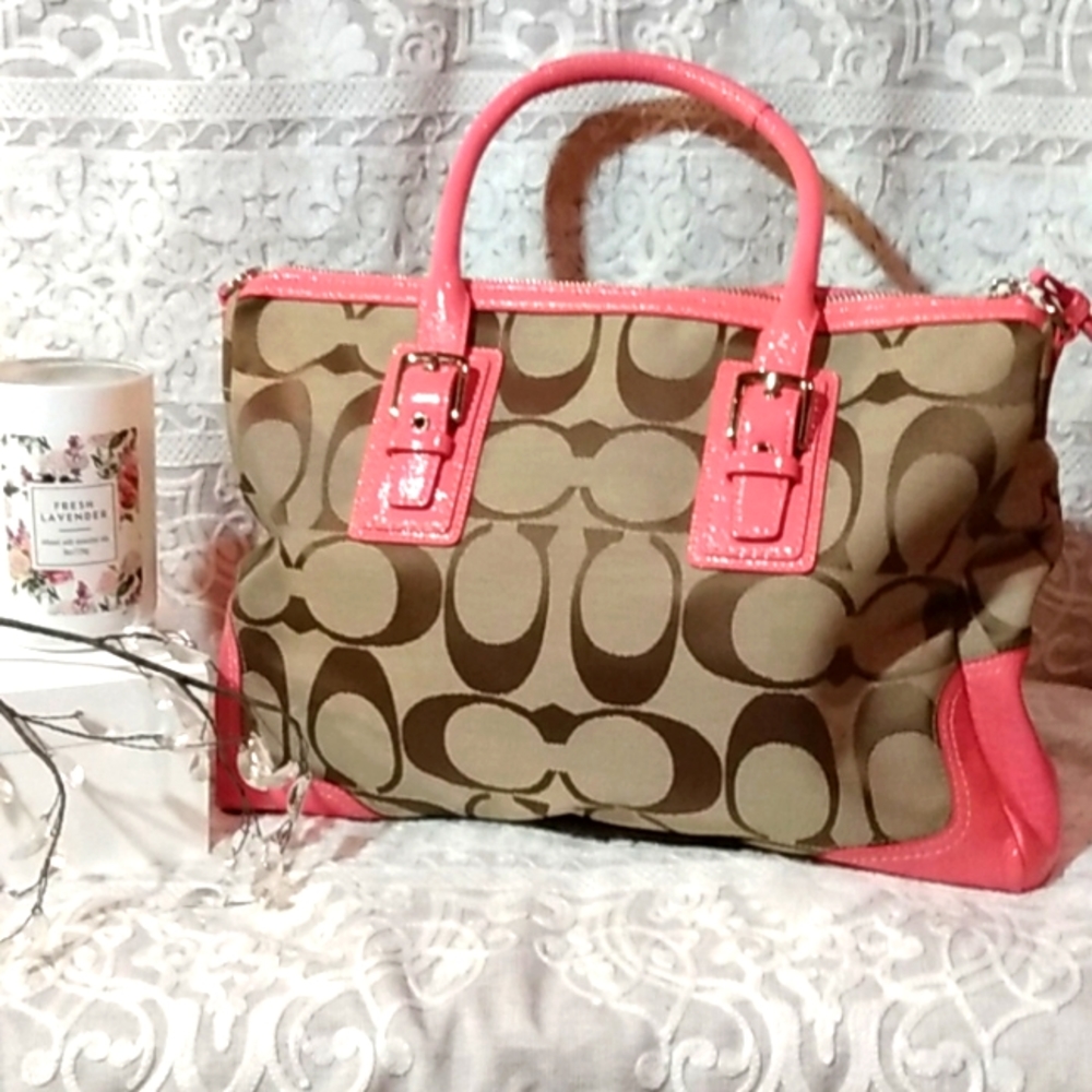 Coach, Medium, pink
